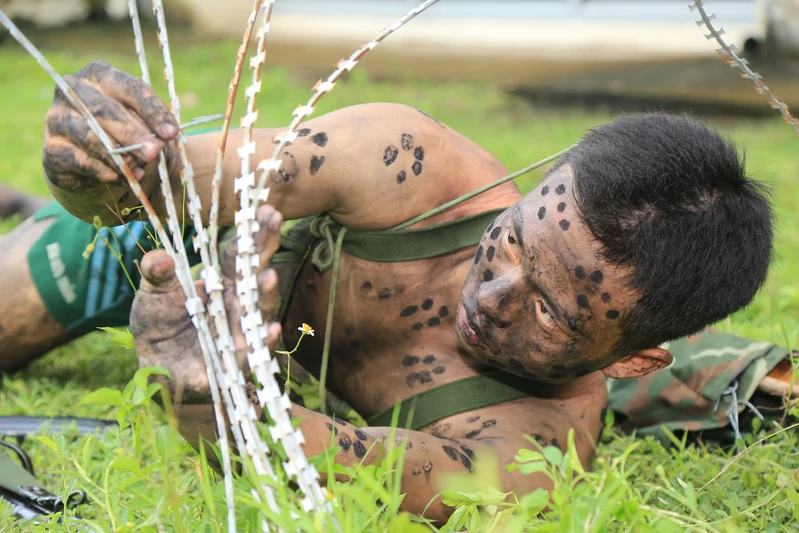 Trinh sát đặc nhiệm Quân khu bí mật bất ngờ, mưu trí dũng cảm