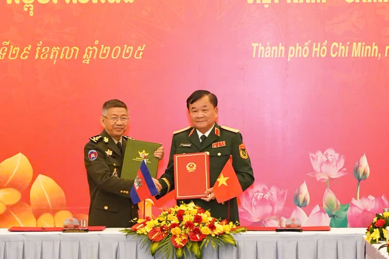 Đối thoại Chính sách quốc phòng Việt Nam - Campuchia lần thứ 8.