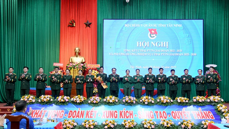 Bộ CHQS tỉnh Tây Ninh tổng kết công tác Đoàn và phong trào thanh niên giai đoạn 2022-2025