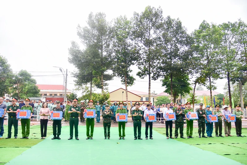 Tỉnh Đồng Nai khai mạc diễn tập Phòng thủ khu vực