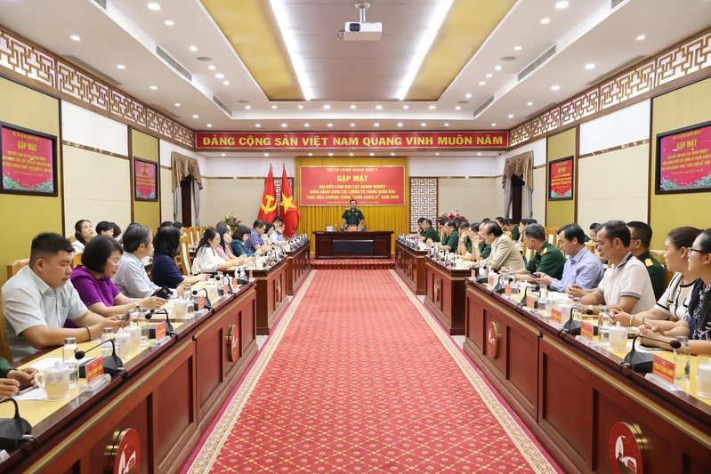 Quân khu 7 gặp mặt doanh nghiệp đồng hành, trách nhiệm, vì cộng đồng