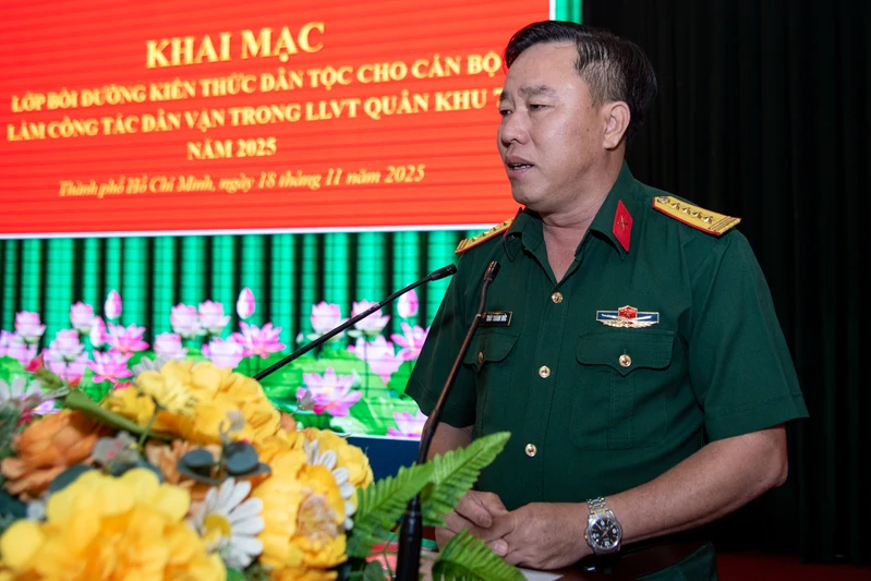 Quân khu 7 khai mạc tập huấn kiến thức dân tộc