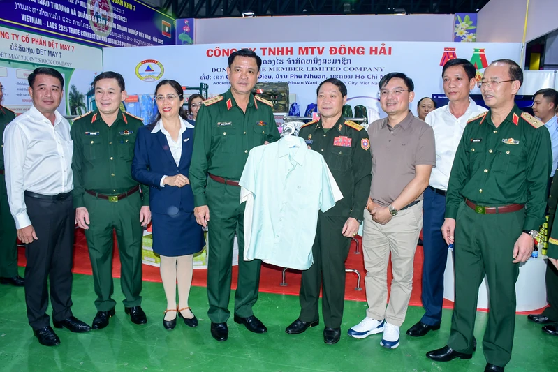 Thượng tướng Nguyễn Trường Thắng, Thứ trưởng Bộ Quốc phòng kiểm tra công tác chuẩn bị khai mạc Hội chợ kết nối giao thương Việt Nam – Lào năm 2025