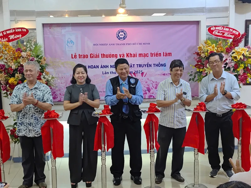 Lễ trao giải Liên hoan Ảnh nghệ thuật truyền thống TP Hồ Chí Minh lần thứ 50