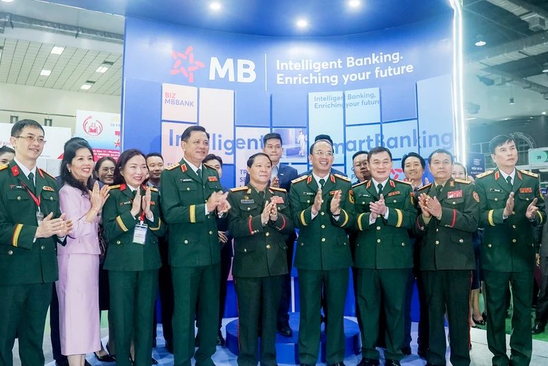 MB kiến tạo cầu nối tài chính Việt - Lào bằng công nghệ thanh toán quốc tế thuận tiện
