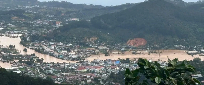 Bộ Chính trị, Ban Bí thư thành lập 5 đoàn công tác kiểm tra, chỉ đạo khắc phục hậu quả mưa, lũ
