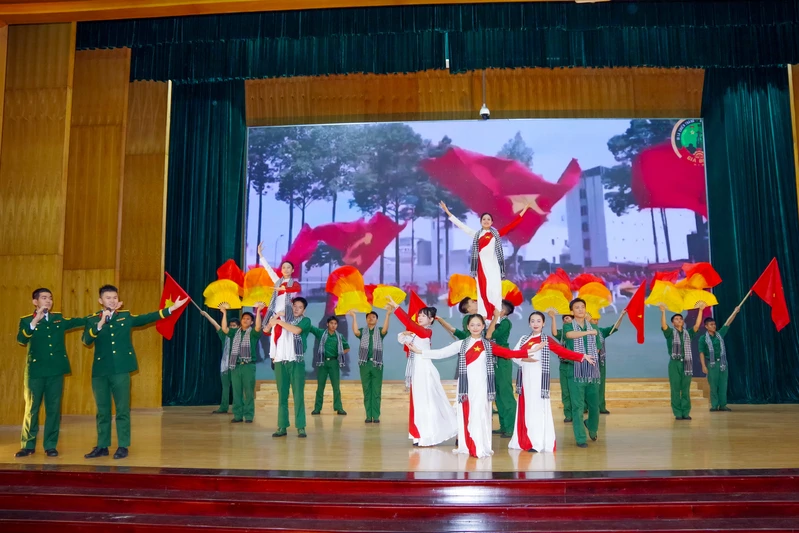 Tổng duyệt chương trình Tuyên dương điển hình tiên tiến trong phong trào quần chúng giai đoạn 2020 - 2025