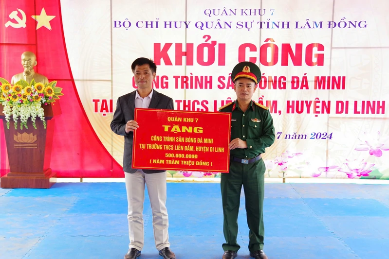 Tỉnh Lâm Đồng nâng cao chất lượng xây dựng tiềm lực chính trị, tinh thần trong khu vực phòng thủ
