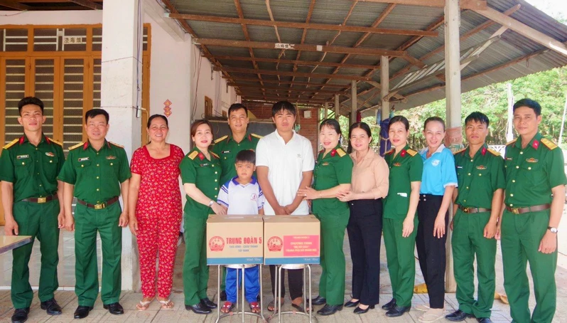 Sức trẻ kết nối – lan tỏa nghĩa tình biên cương