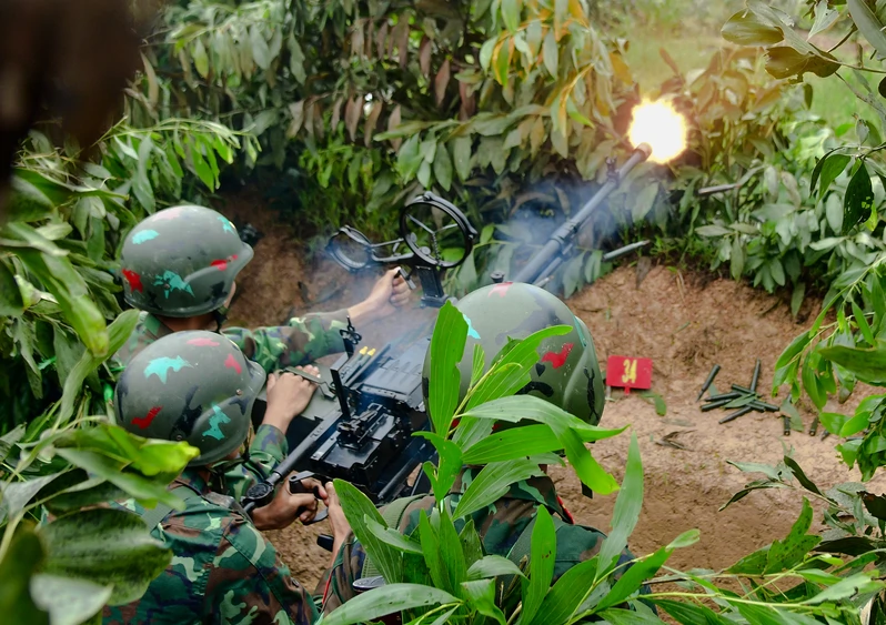 Sư đoàn 302 diễn tập phòng ngự ở địa hình trung du