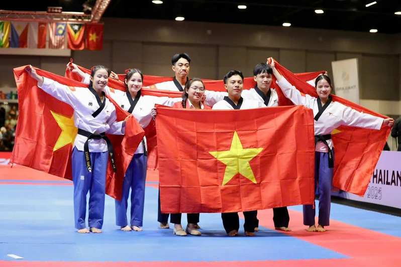 Vận động viên Trung tâm TDTT Quốc phòng II đạt Huy chương Vàng đầu tiên cho Đội tuyển Taekwondo Việt Nam tại tại Seagames 33
