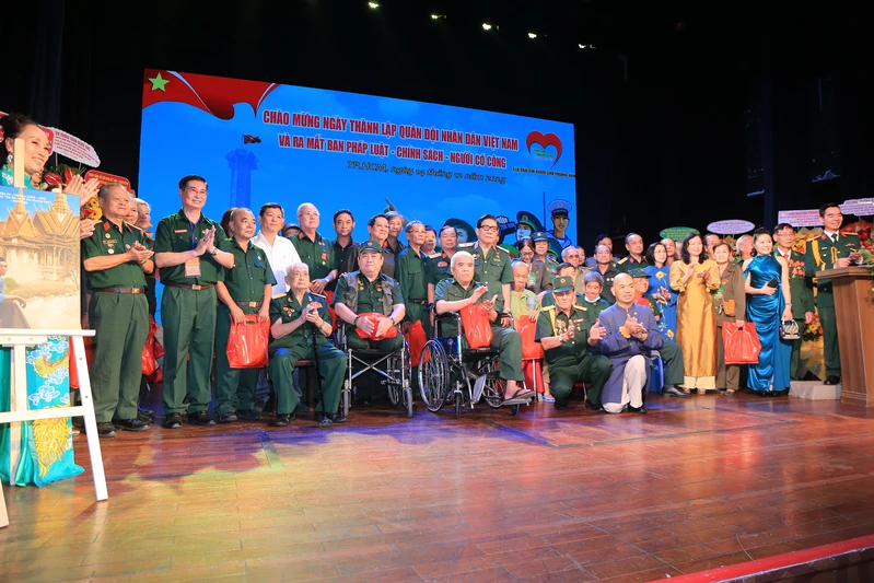 Câu lạc bộ Trái tim người lính Phương Nam gặp mặt tri ân thương bệnh binh