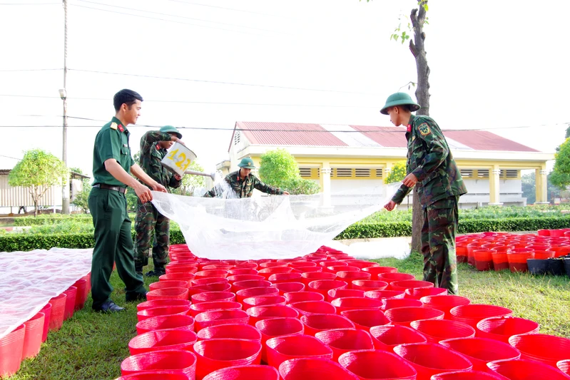 Sư đoàn 309 chuẩn bị chu đáo mô hình, học cụ huấn luyện chiến sĩ mới