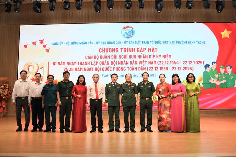 Phường Hạnh Thông phối hợp Bệnh viện Quân y 175 tổ chức gặp mặt cán bộ Quân đội nghỉ hưu