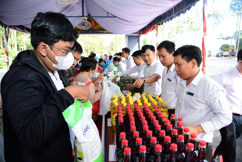 Phiên chợ không đồng - Nghĩa tình Địa đạo Củ Chi