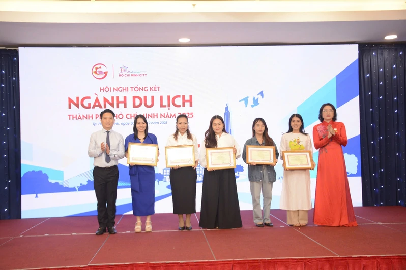 Du lịch TP. Hồ Chí Minh năm 2025 đạt khoảng 260.000 tỉ đồng