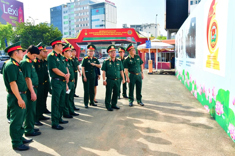 Thiếu tướng Trần Chí Tâm, Phó Chính ủy Quân khu kiểm tra công tác bảo đảm tổ chức Lễ kỷ niệm 80 năm Ngày truyền thống LLVT Quân khu