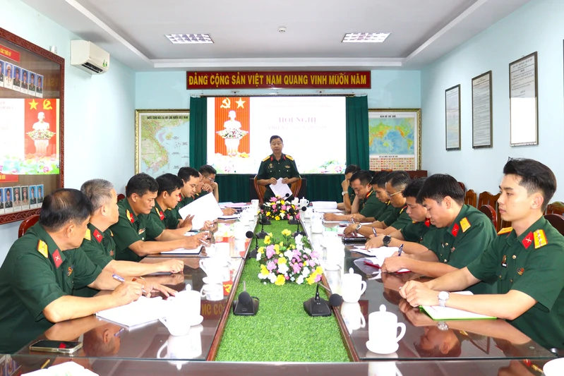 Chi bộ Thanh tra Quốc phòng Quân khu tổ chức hội nghị phiên cuối năm 2025
