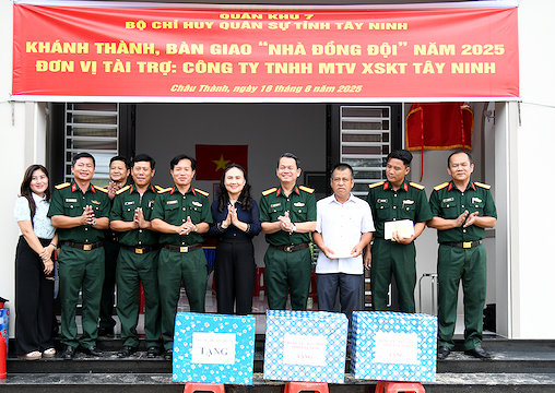 Bộ CHQS tỉnh Tây Ninh khánh thành, bàn giao “Nhà đồng đội” 