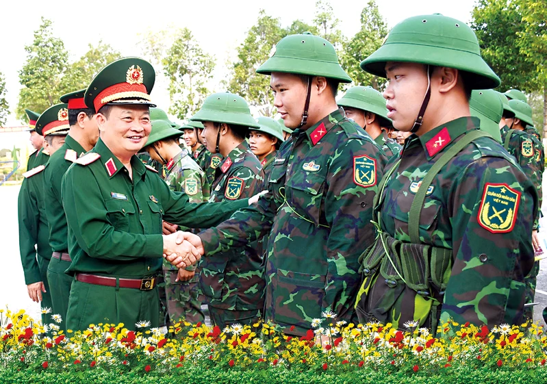 Trung tướng Trần Hoài Trung - Vị tướng với nhiều dấu ấn nổi bật