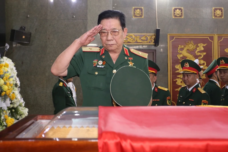 Thiếu tướng Trần Ngọc Thổ: Đại tướng Lê Văn Dũng là người chỉ huy mẫu mực, bản lĩnh, giàu tình cảm