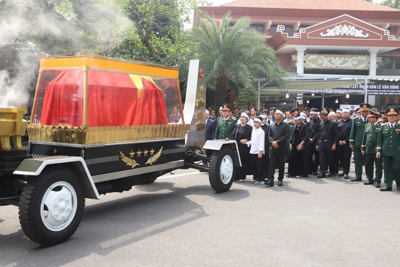 Lễ truy điệu đồng chí Đại tướng Lê Văn Dũng