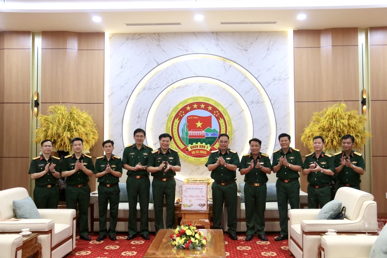 Bộ Tư lệnh 86, Bộ Quốc phòng thăm, chúc Tết Bộ Tư lệnh Quân khu 7