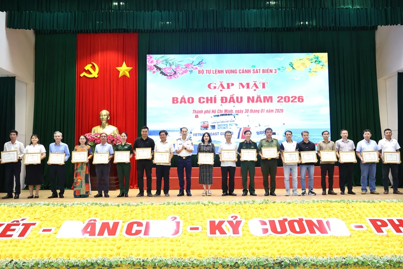 Bộ Tư lệnh Vùng Cảnh sát biển 3 gặp mặt báo chí đầu năm 2026