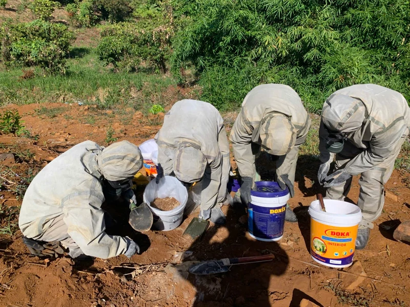 Quân khu 7 xử lý triệt để tồn lưu chất độc CS sau chiến tranh tại xã Cát Tiên 3, tỉnh Lâm Đồng