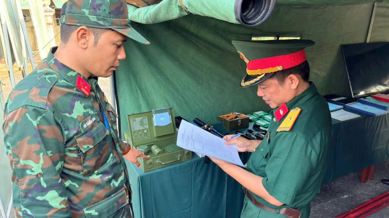 Ban Chỉ huy khu vực phòng thủ khu vực 1 – Long Thành sôi nổi Hội thi mô hình học cụ, vật chất huấn luyện
