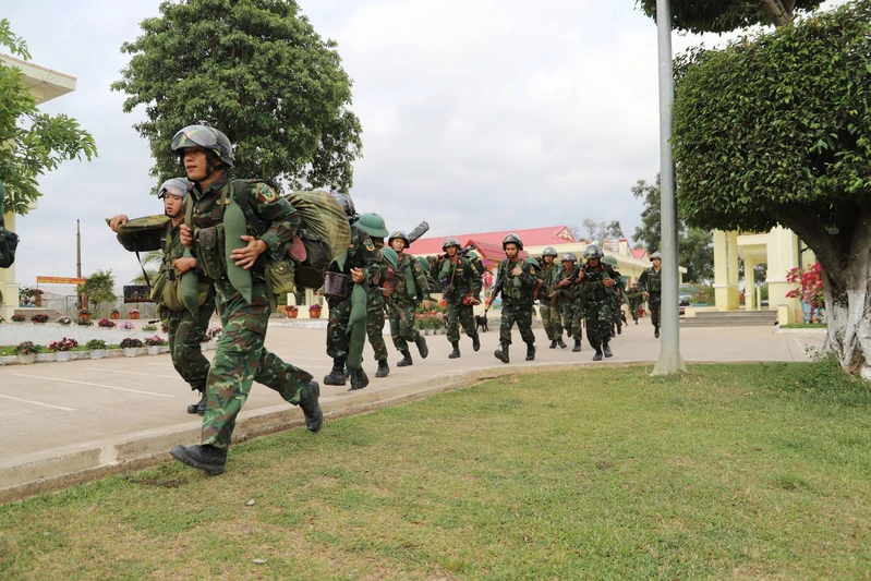 Bộ CHQS tỉnh Lâm Đồng kiểm tra công tác sẵn sàng chiến đấu tại các đơn vị tuyến biên giới phía Tây tỉnh Lâm Đồng