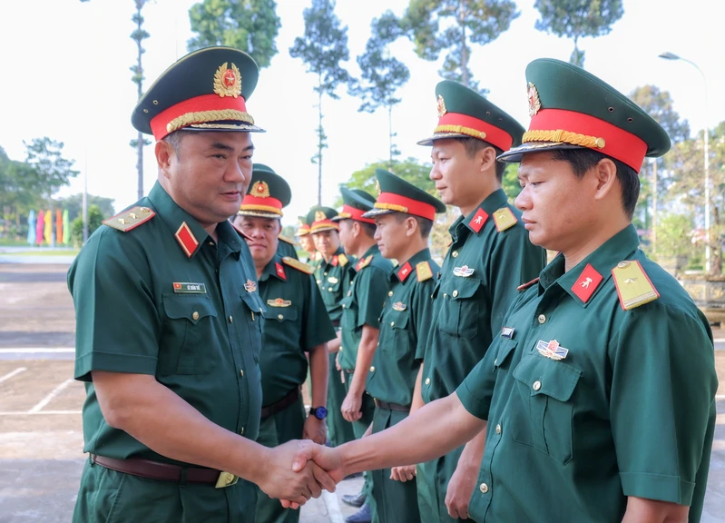 Trung tướng Lê Xuân Thế kiểm tra, nắm tình hình thực hiện nhiệm vụ tại Kho K6 