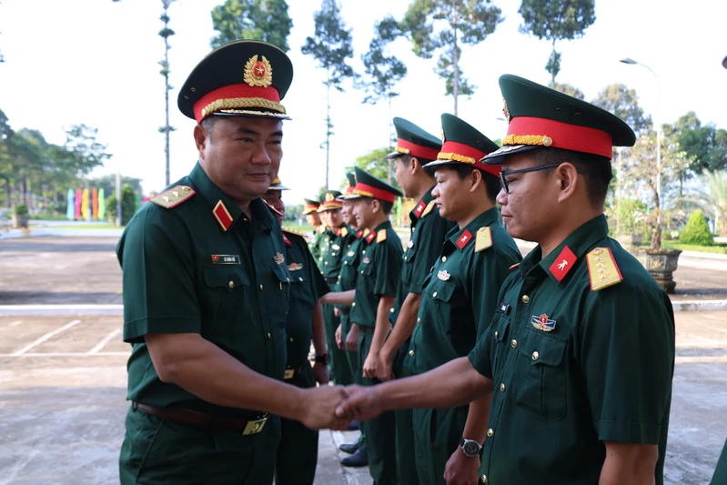 Trung tướng Lê Xuân Thế kiểm tra, nắm tình hình thực hiện nhiệm vụ tại Kho K6 