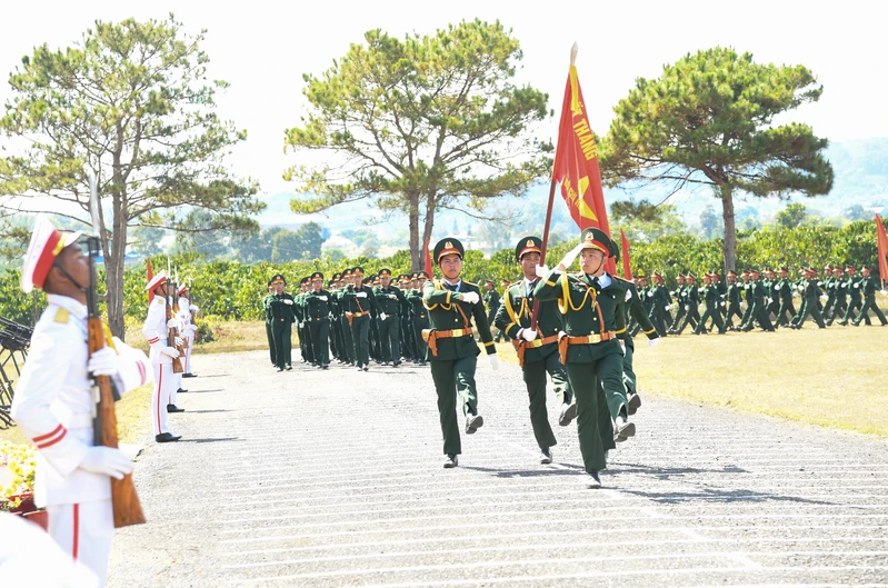 Bộ CHQS tỉnh Lâm Đồng tổ chức lễ ra quân huấn luyện năm 2026