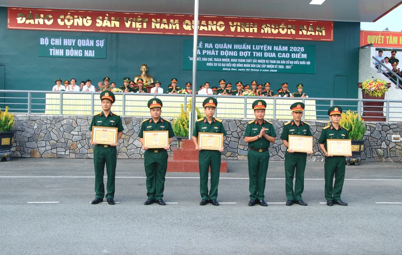 Bộ CHQS tỉnh Đồng Nai ra quân huấn luyện năm 2026