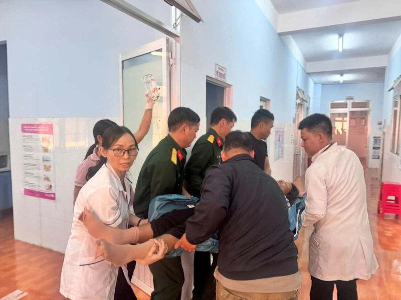 Ban CHQS Phường 3 - Bảo Lộc kịp thời hỗ trợ sản phụ đến bệnh viện an toàn