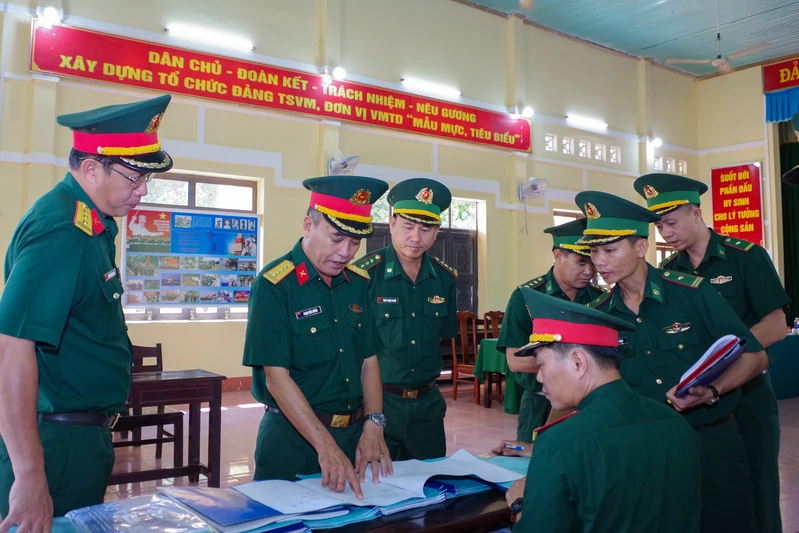 Bộ Tham mưu Quân khu 7 kiểm tra công tác huấn luyện chiến sĩ mới