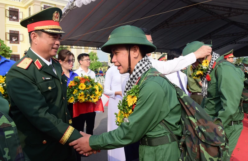 Tuổi trẻ Tây Ninh lên đường bảo vệ Tổ quốc