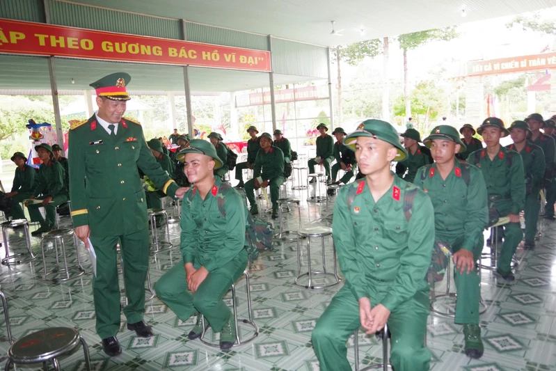 Sư đoàn 5 tiếp nhận hơn 3.000 chiến sĩ mới năm 2026