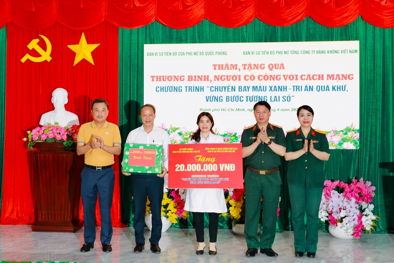 Ban Vì sự tiến bộ của phụ nữ Bộ Quốc phòng tổ chức hoạt động an sinh xã hội tại Thành phố Hồ Chí Minh