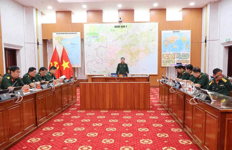 Quân khu 7 tổ chức Hội nghị về hỗ trợ kinh phí hoạt động cho các cơ quan Quân khu năm 2026