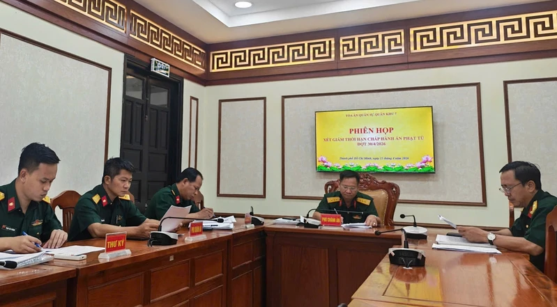 Toà án Quân sự Quân khu 7 mở phiên họp xét giảm thời hạn chấp hành án phạt tù 
