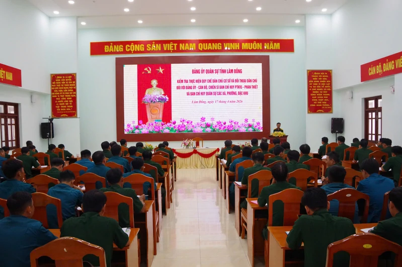 Bộ CHQS tỉnh Lâm Đồng kiểm tra thực hiện quy chế dân chủ tại Ban Chỉ huy Phòng thủ khu vực 5 - Phan Thiết