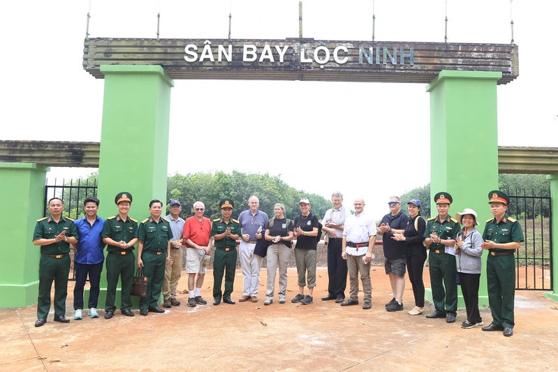 Bộ CHQS tỉnh Đồng Nai trao đổi với Đại học Công nghệ Texas và Tổ chức Mission POW/MIA về công tác tìm kiếm hài cốt liệt sĩ