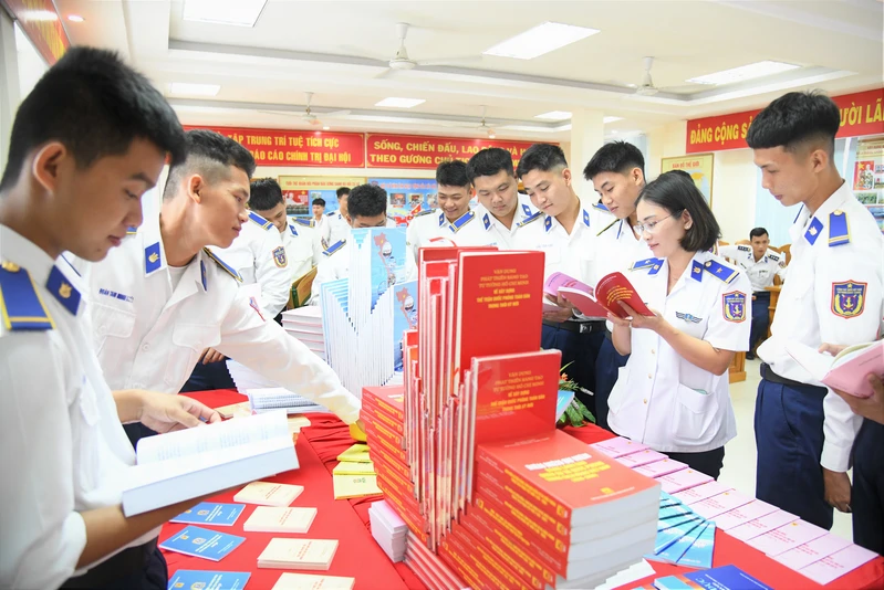 Vùng Cảnh sát biển 3: Lan tỏa văn hóa đọc, bồi dưỡng bản lĩnh cho cán bộ, chiến sĩ