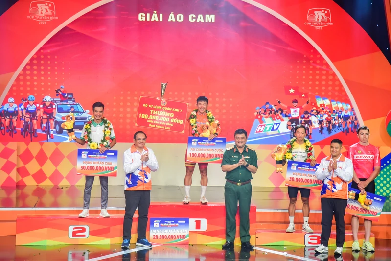 Vận động viên Quân khu 7 xuất sắc đoạt danh hiệu áo Cam chung cuộc giải đua xe đạp Cúp Truyền hình TP.HCM 2026