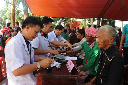 Huyện Lộc Ninh, tỉnh Bình Phước: 300 đối tượng chính sách được khám bệnh, phát thuốc