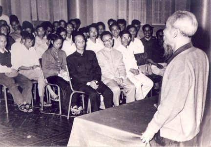 Lời Bác Hồ dạy ngày này năm xưa: Chúng ta không sợ có khuyết điểm, chúng ta chỉ sợ không có quyết tâm sửa đổi