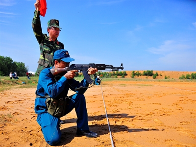 Tự vệ khối doanh nghiệp T.p Hồ Chí Minh hội thao quốc phòng năm 2018