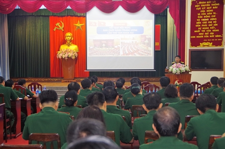 Đảng ủy Cục Chính trị thông báo kết quả hội nghị Trung ương 8, khóa XII